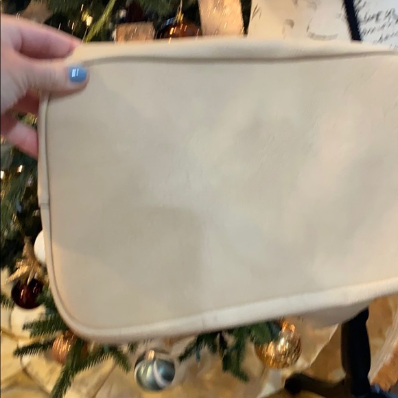 NWOT Creme/Tan Leather Hobo Bag!! - Picture 4 of 6